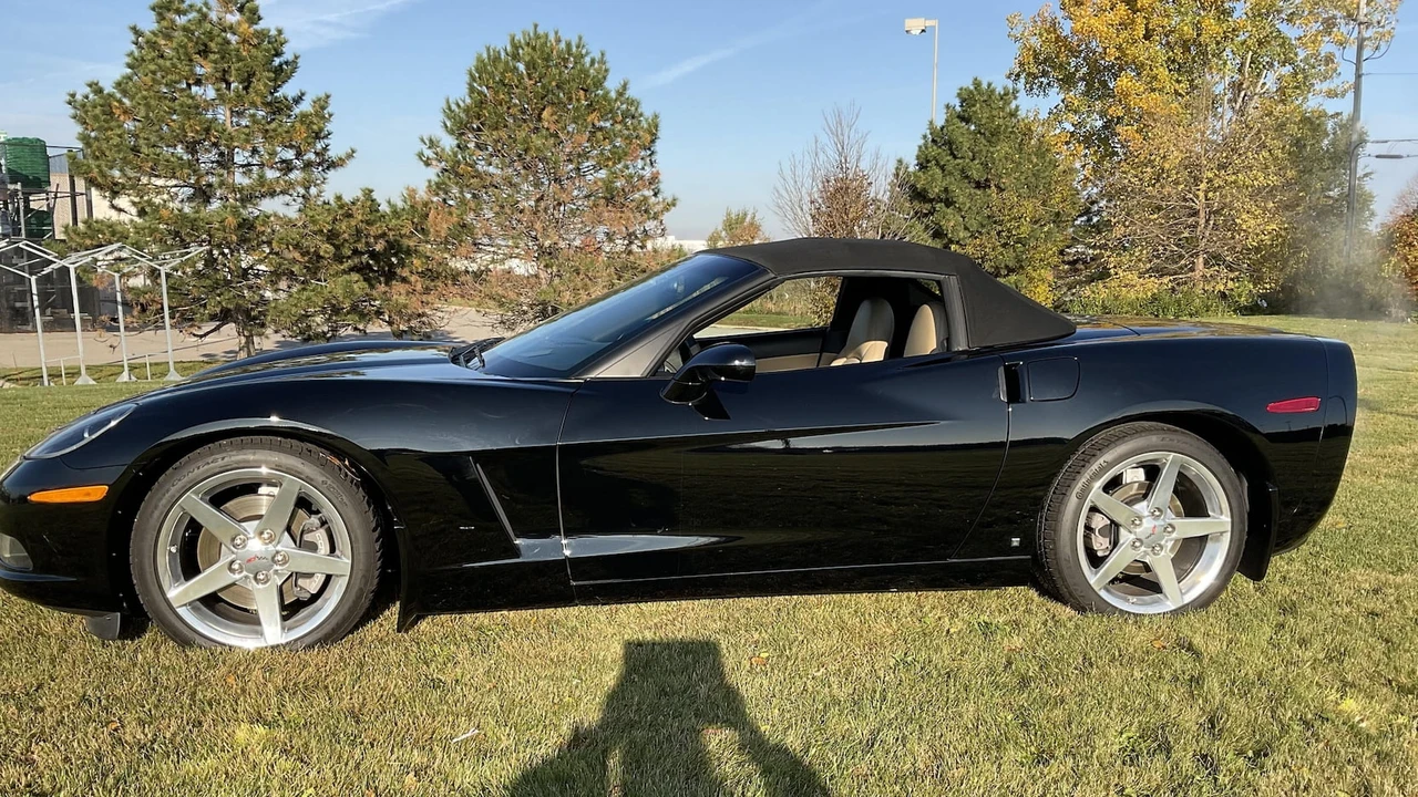2006 Chevrolet Corvette C6 - Image 12 of 13