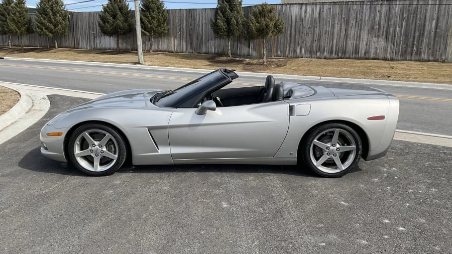 2006 Chevrolet Corvette C6 - Image 2 of 12