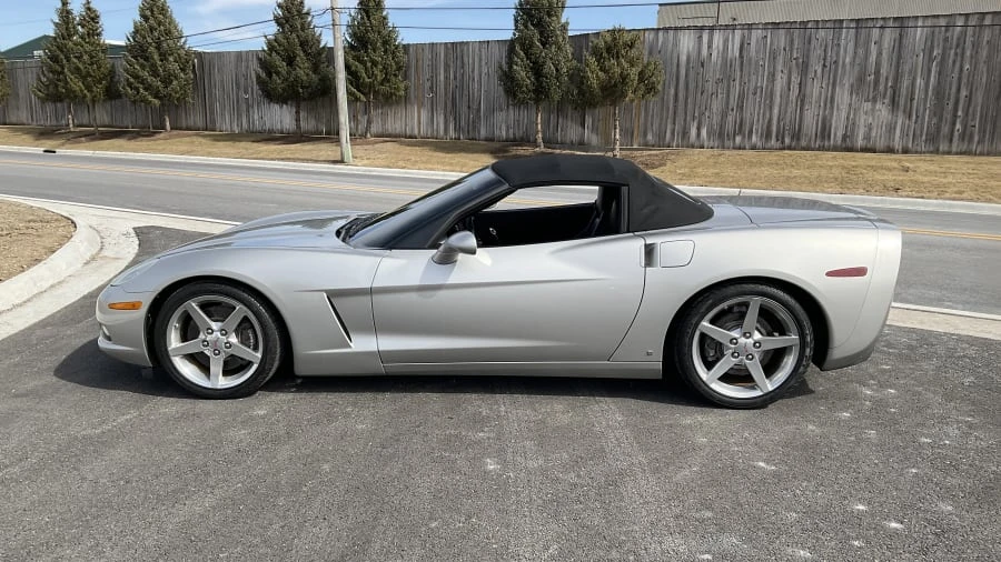 2006 Chevrolet Corvette C6 - Image 5 of 11