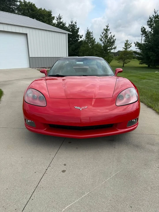 2006 Chevrolet Corvette C6 - Image 2 of 15