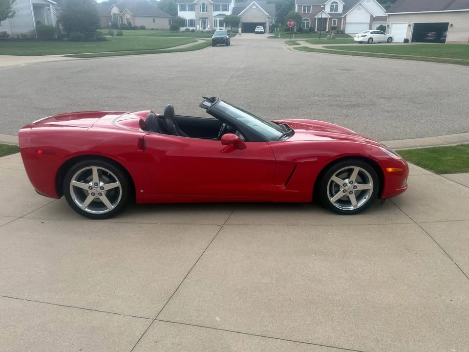 2006 Chevrolet Corvette C6 - Image 2 of 16