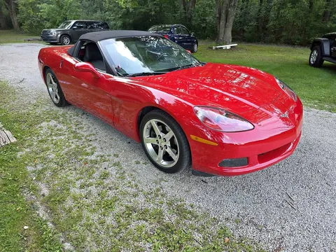 2006 Chevrolet Corvette Convertible 2D