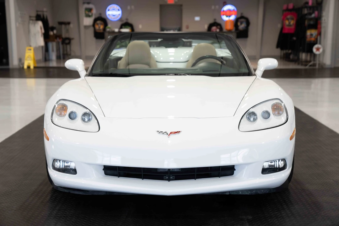 2006 Chevrolet Corvette C6 - Image 13 of 31