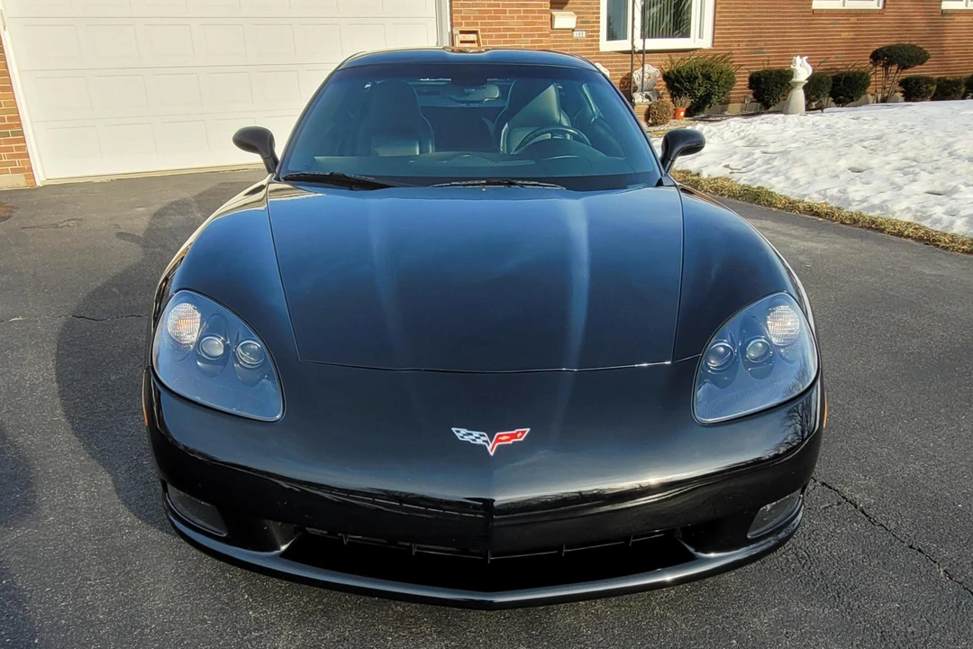 2006 Chevrolet Corvette C6 - Image 2 of 31