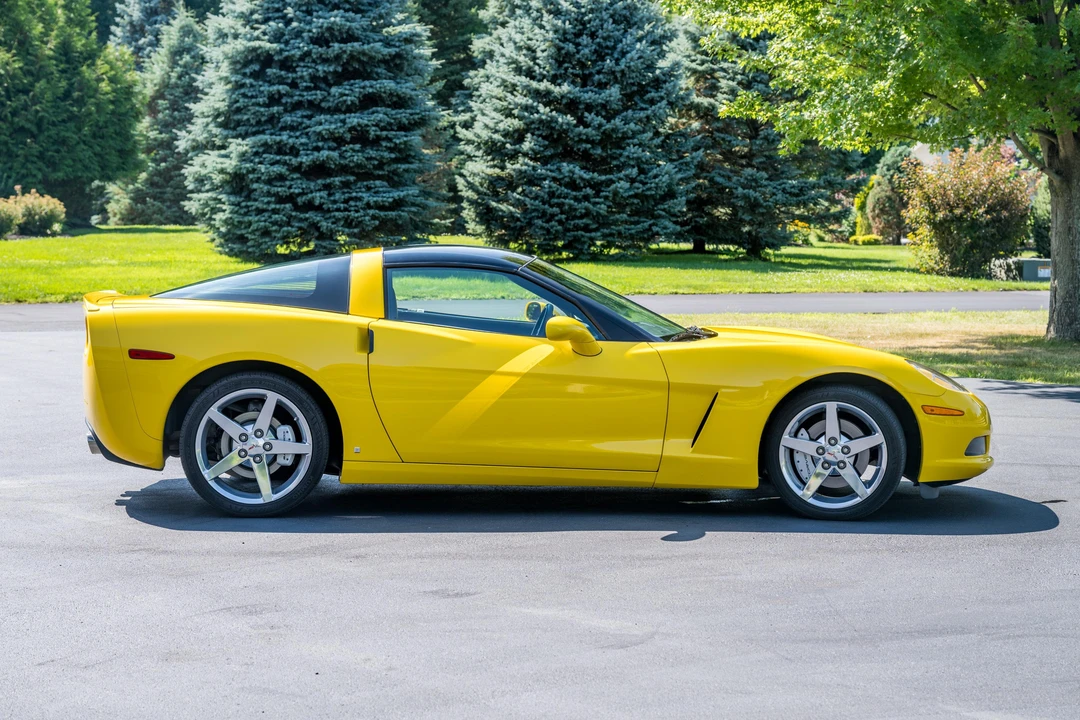 2006 Chevrolet Corvette - Image 11 of 31