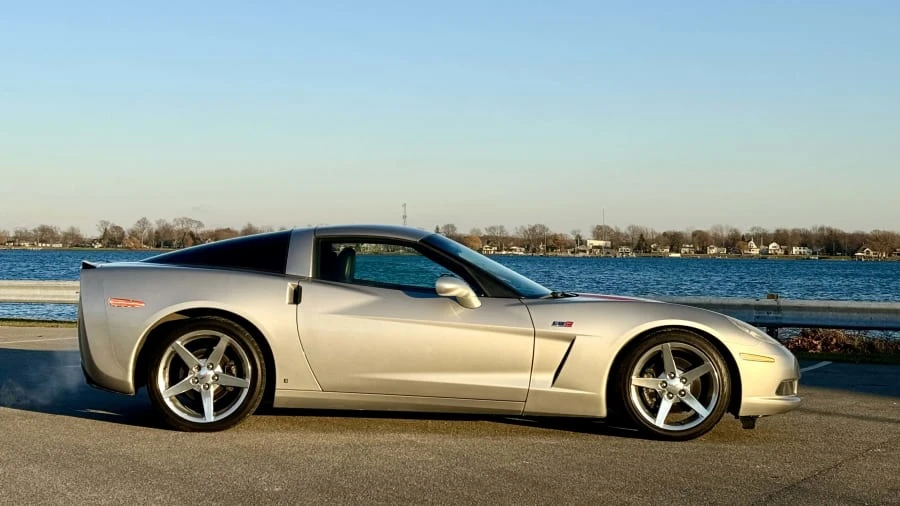 2006 Chevrolet Corvette C6 - Image 2 of 25