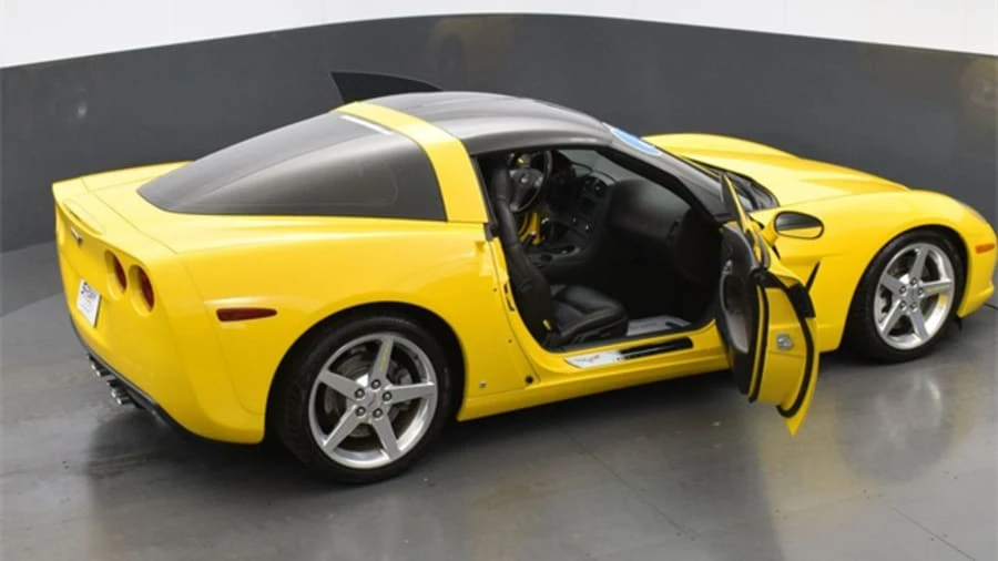 2006 Chevrolet Corvette C6 - Image 11 of 20