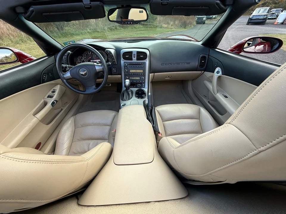 2006 Chevrolet Corvette C6 - Image 16 of 21