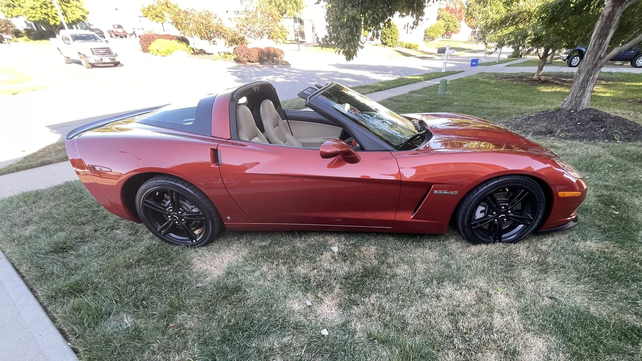 2006 Chevrolet Corvette C6 - Image 2 of 12