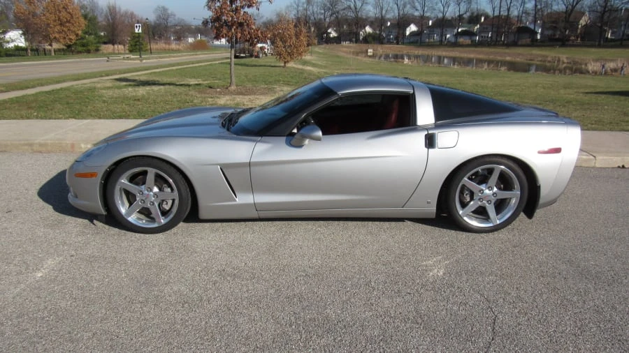 2006 Chevrolet Corvette C6 - Image 2 of 6