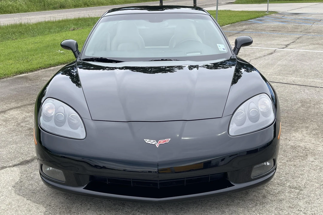 2006 Chevrolet Corvette C6 - Image 2 of 31
