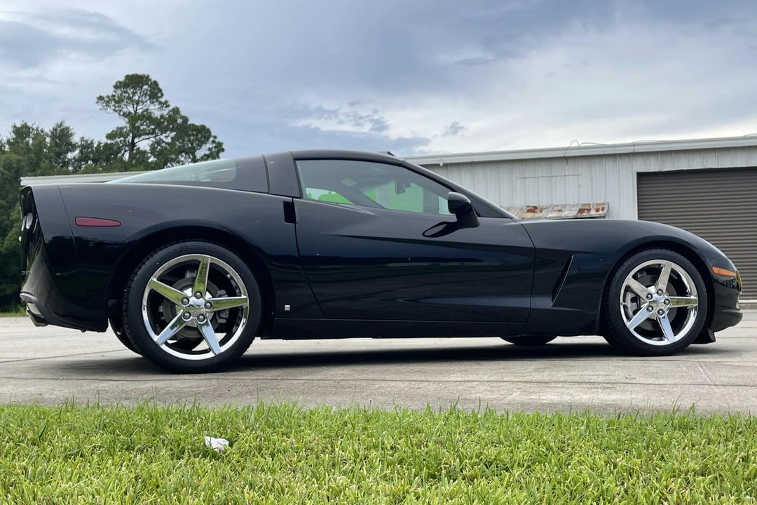 2006 Chevrolet Corvette C6 - Image 3 of 31