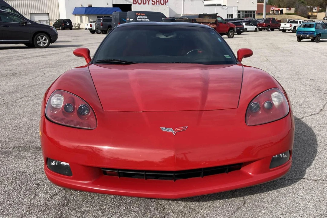 2006 Chevrolet Corvette C6 - Image 2 of 31