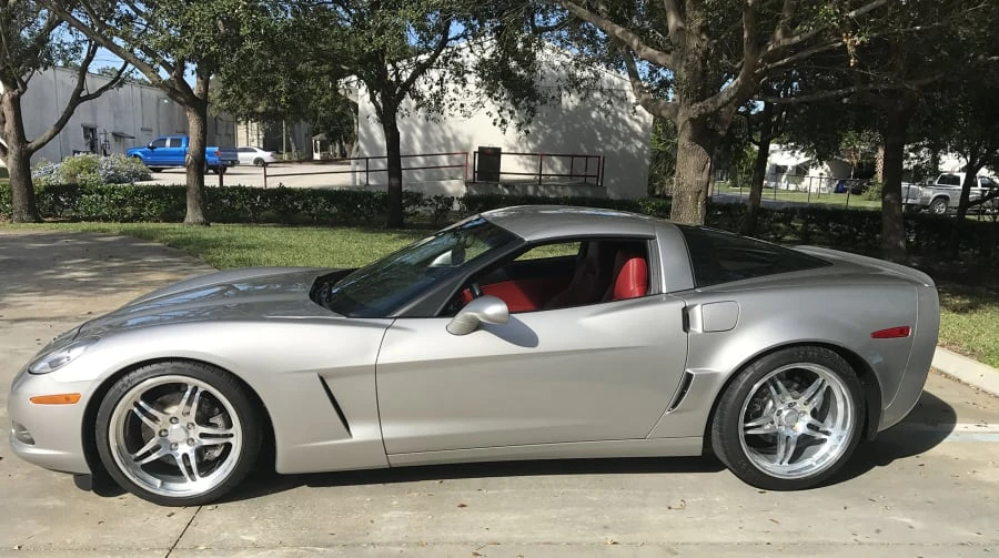 2006 Chevrolet Corvette C6 - Image 2 of 12