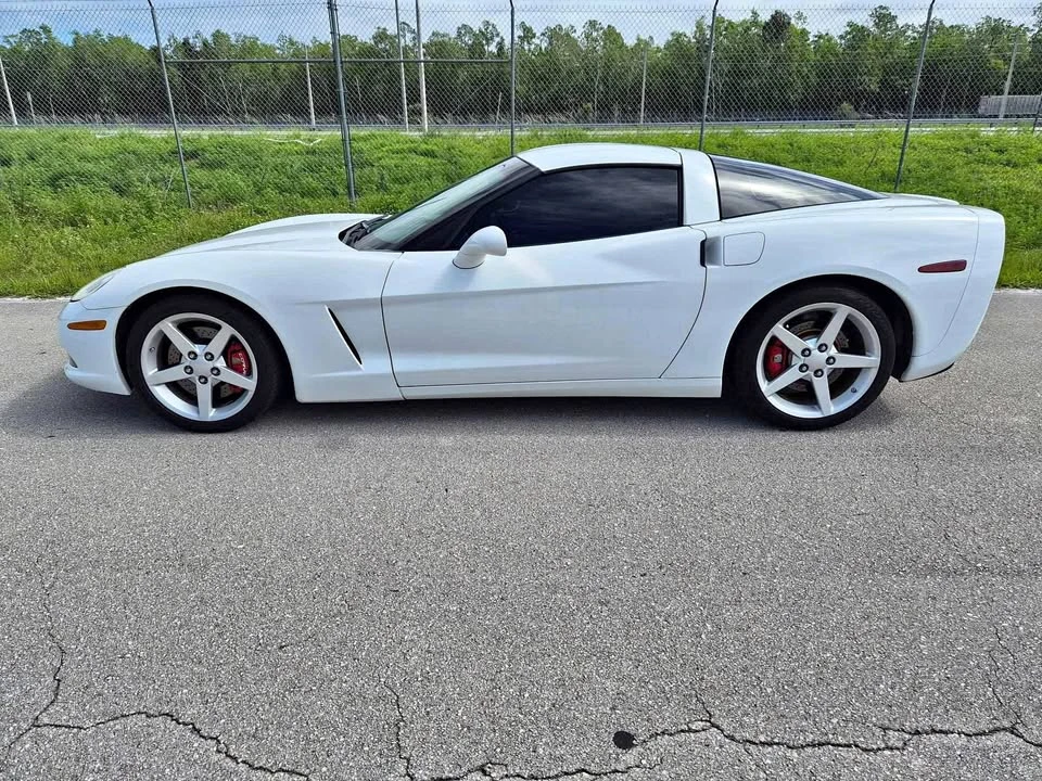 2006 Chevrolet Corvette C6 - Image 1 of 11