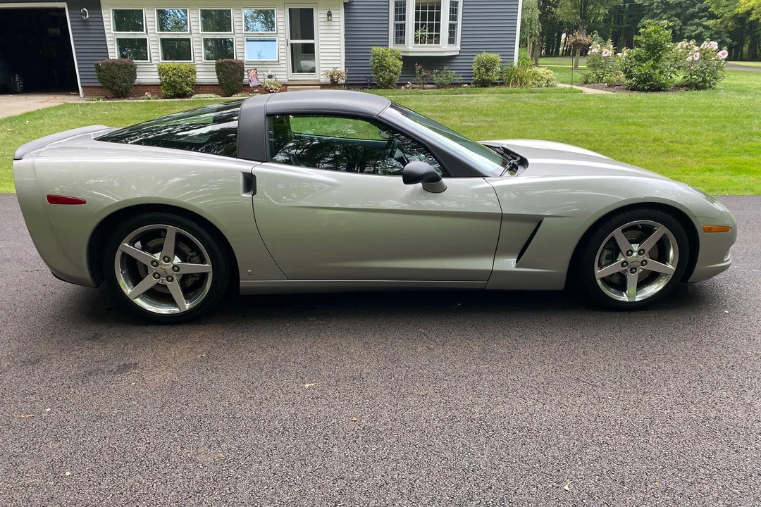 2006 Chevrolet Corvette C6 - Image 3 of 31