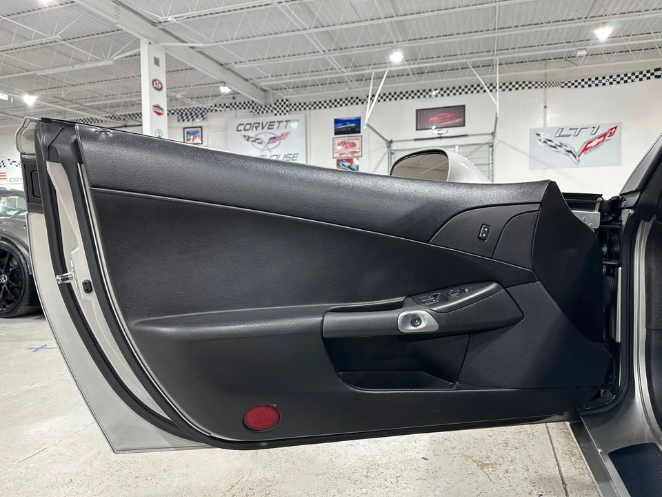 2006 Chevrolet Corvette C6 - Image 14 of 21