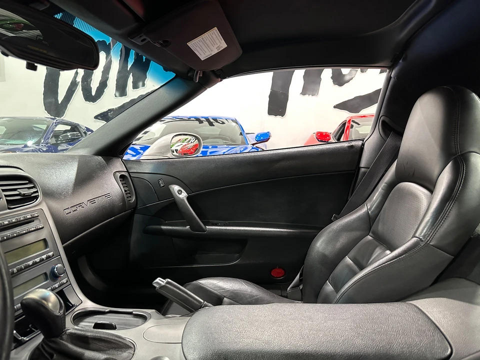 2006 Chevrolet Corvette C6 - Image 11 of 28