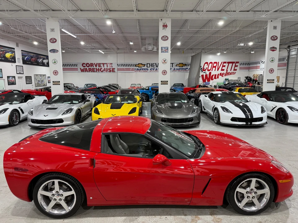 2006 Chevrolet Corvette C6 - Image 6 of 10