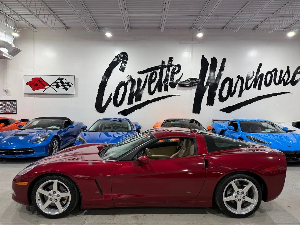 2006 Chevrolet Corvette C6 - Image 2 of 11