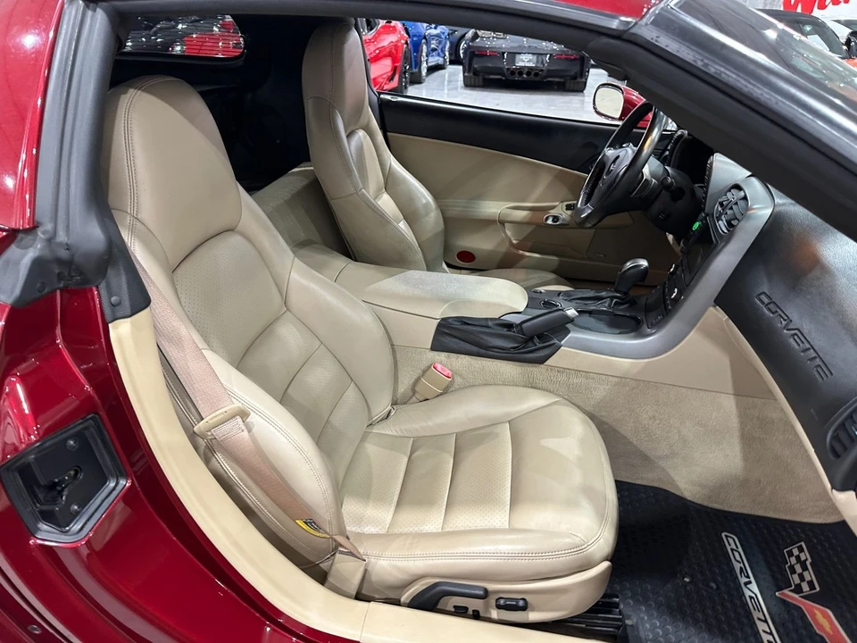 2006 Chevrolet Corvette C6 - Image 14 of 21