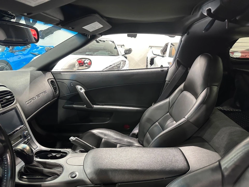 2006 Chevrolet Corvette C6 - Image 14 of 21