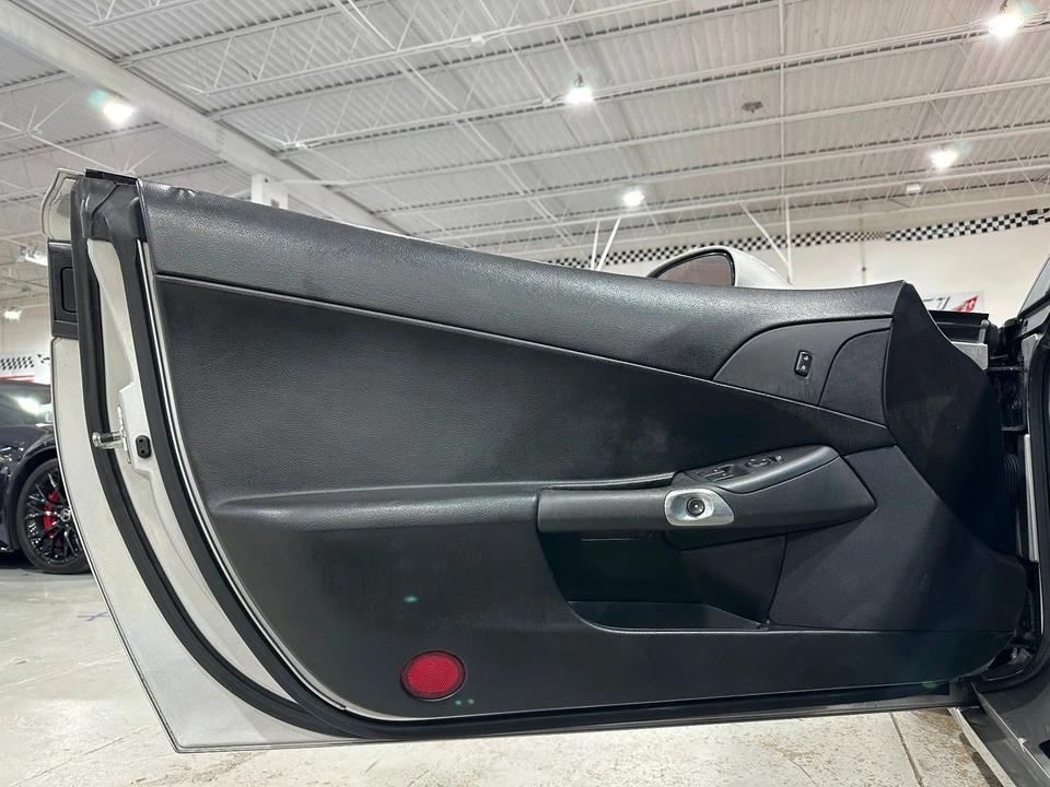 2006 Chevrolet - Image 16 of 21