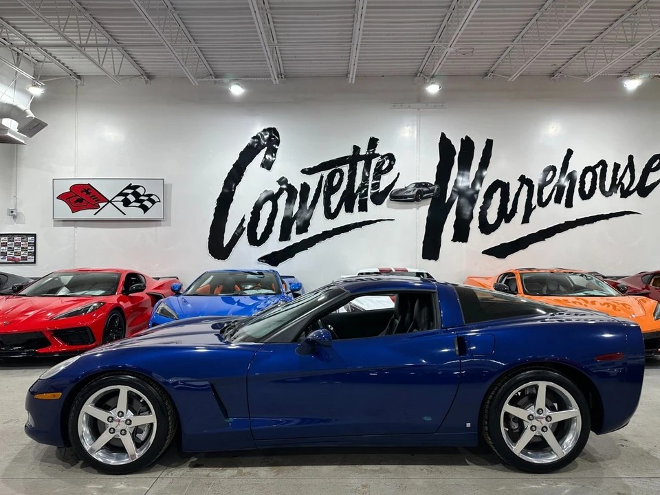 2006 Chevrolet Corvette C6 - Image 2 of 11