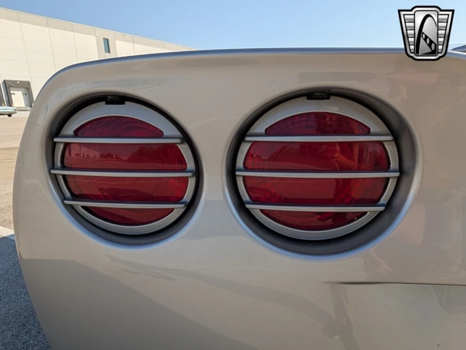 2006 Chevrolet Corvette C6 - Image 14 of 21