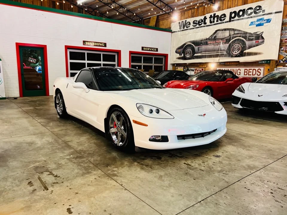2006 Chevrolet Corvette C6 - Image 3 of 5