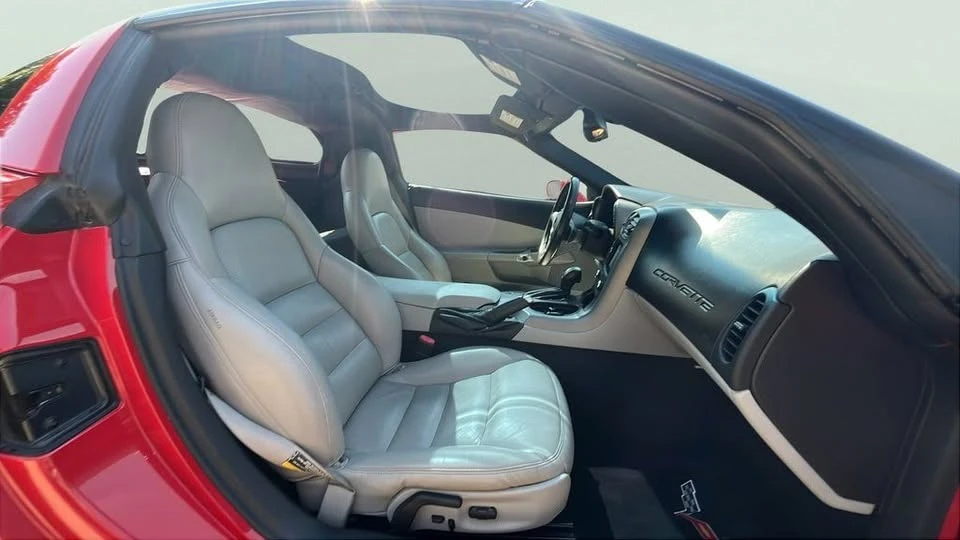 2006 Chevrolet Corvette C6 - Image 16 of 17