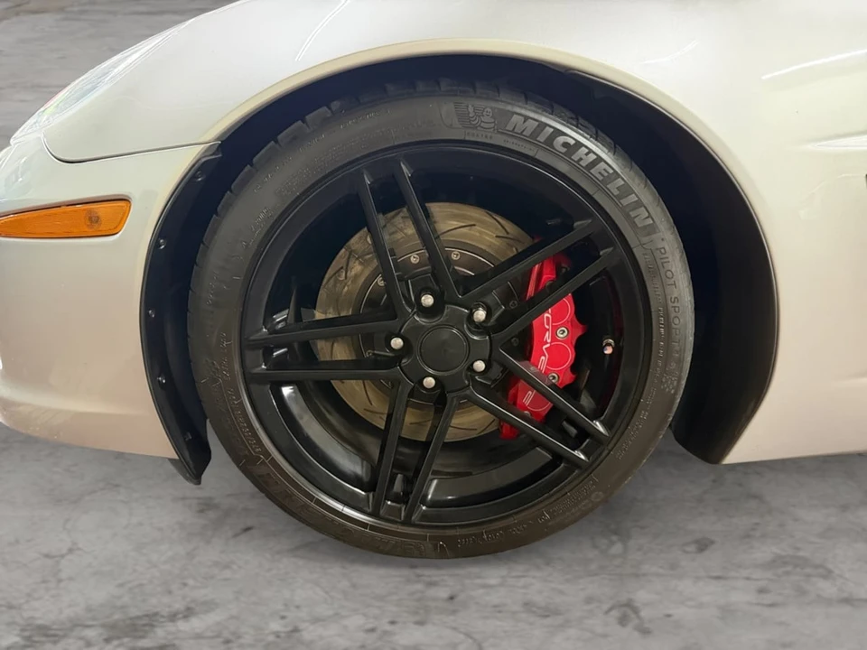 2006 Chevrolet Corvette C6 Z06 - Image 9 of 25