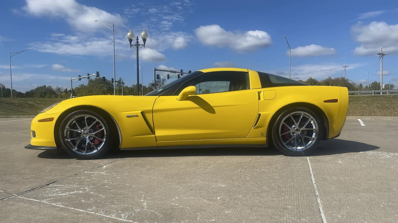 2006 Chevrolet Corvette C6 Z06 - Image 2 of 20