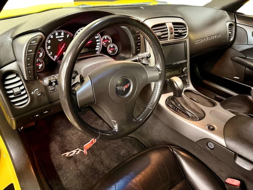 2006 Chevrolet Corvette C6 - Image 10 of 21