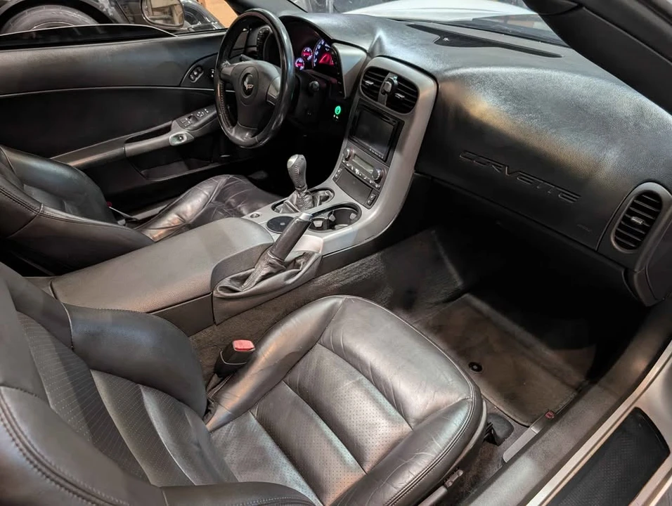 2006 Chevrolet Corvette C6 - Image 10 of 18
