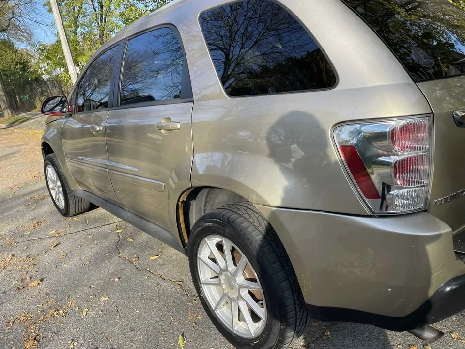 2006 Chevrolet Equinox - Image 2 of 7