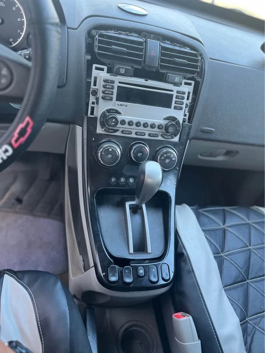 2006 Chevrolet Equinox - Image 6 of 12