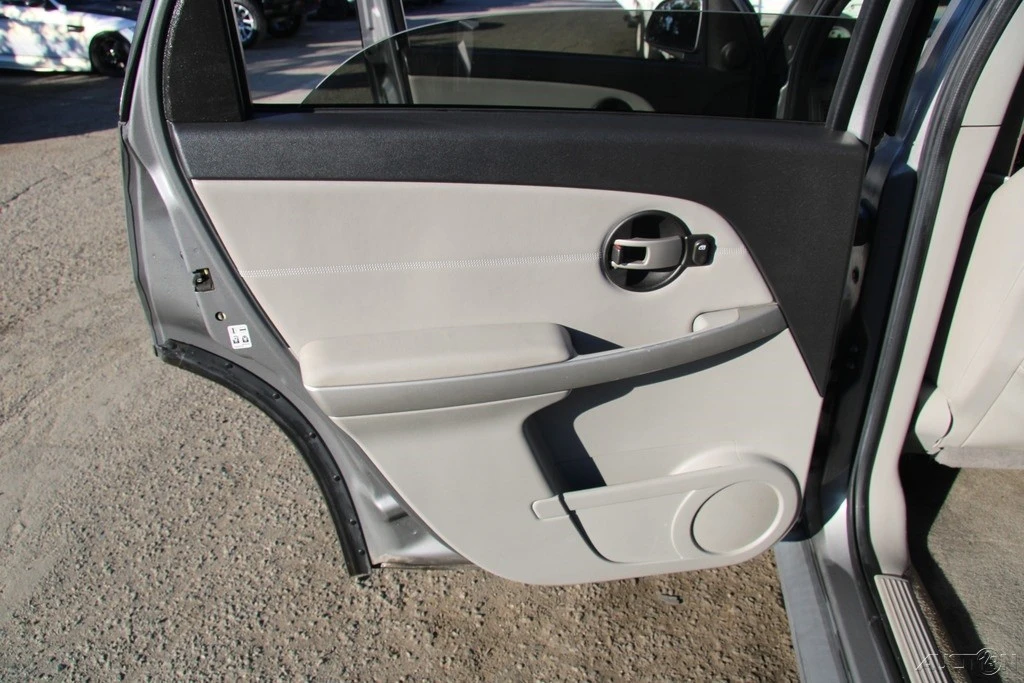 2006 Chevrolet Equinox - Image 19 of 21