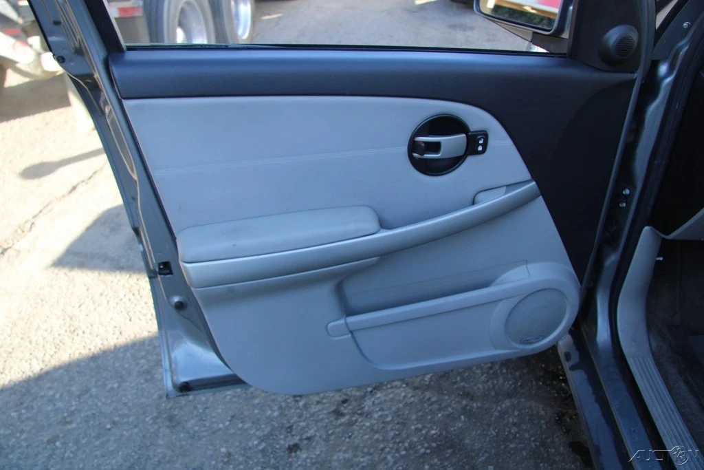 2006 Chevrolet Equinox - Image 12 of 21