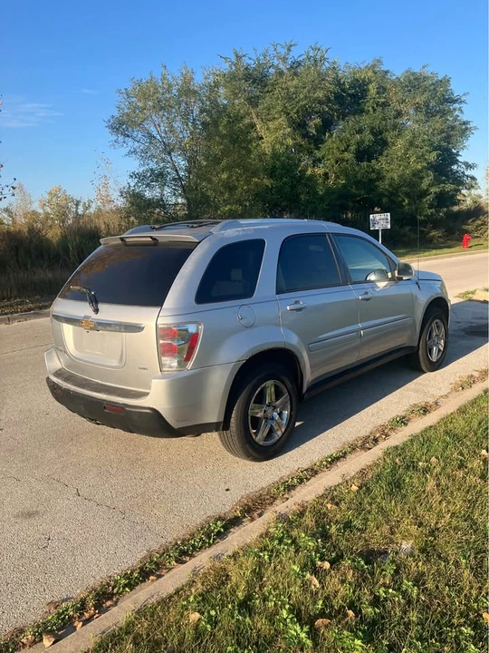 2006 Chevrolet Equinox - Image 2 of 9