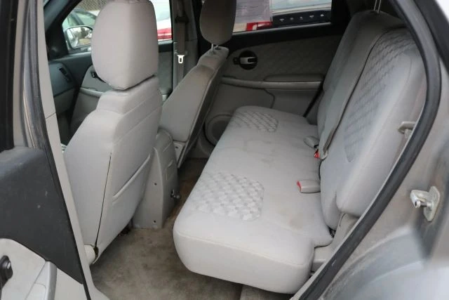2006 Chevrolet Equinox - Image 10 of 12