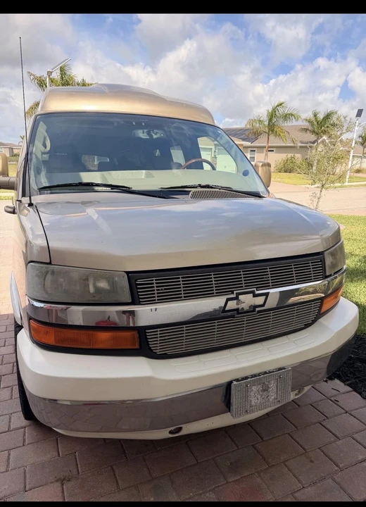 2006 Chevrolet Express - Image 8 of 13