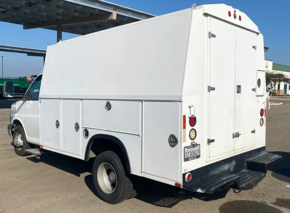 2006 Chevrolet Express - Image 3 of 20