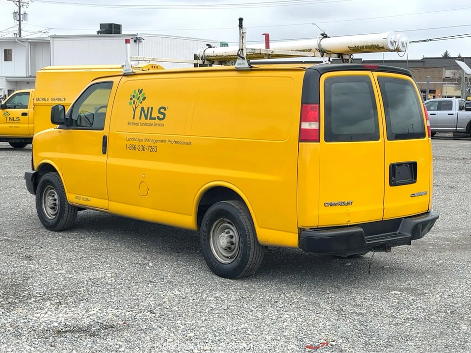 2006 Chevrolet Express - Image 3 of 12