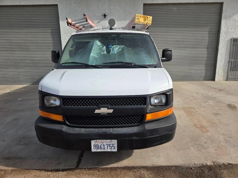 2006 Chevrolet Express - Image 4 of 9