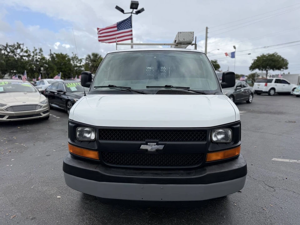 2006 Chevrolet Express - Image 12 of 21