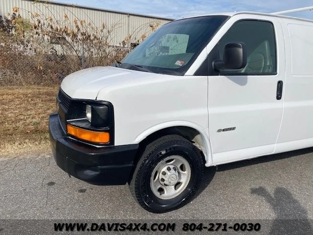 2006 Chevrolet Express - Image 20 of 24