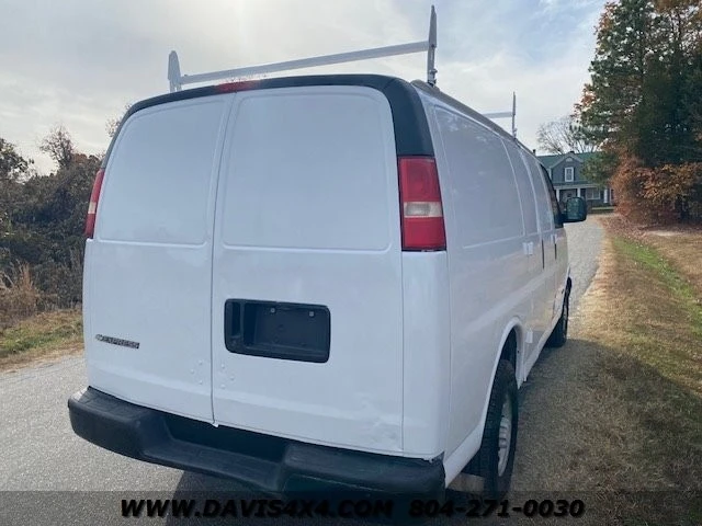 2006 Chevrolet Express - Image 4 of 24