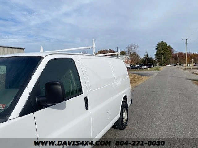 2006 Chevrolet Express - Image 22 of 24