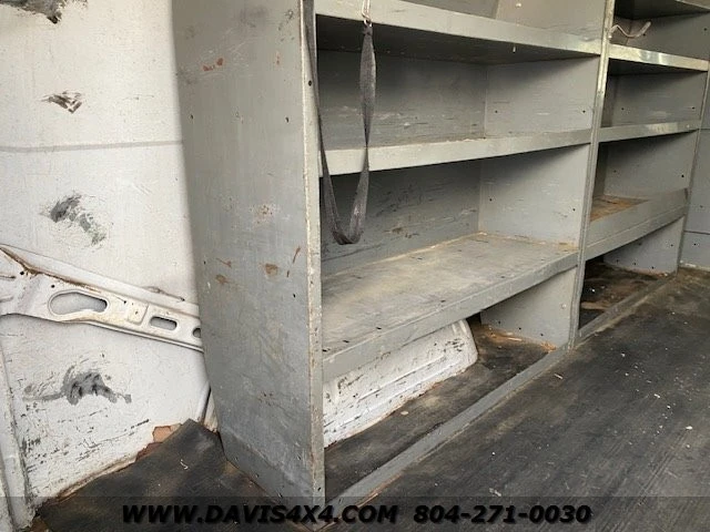 2006 Chevrolet Express - Image 15 of 24